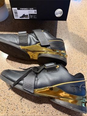 TYRForce-1 Elite Men’s Weightlifting Shoes — Black/Gold 9.5